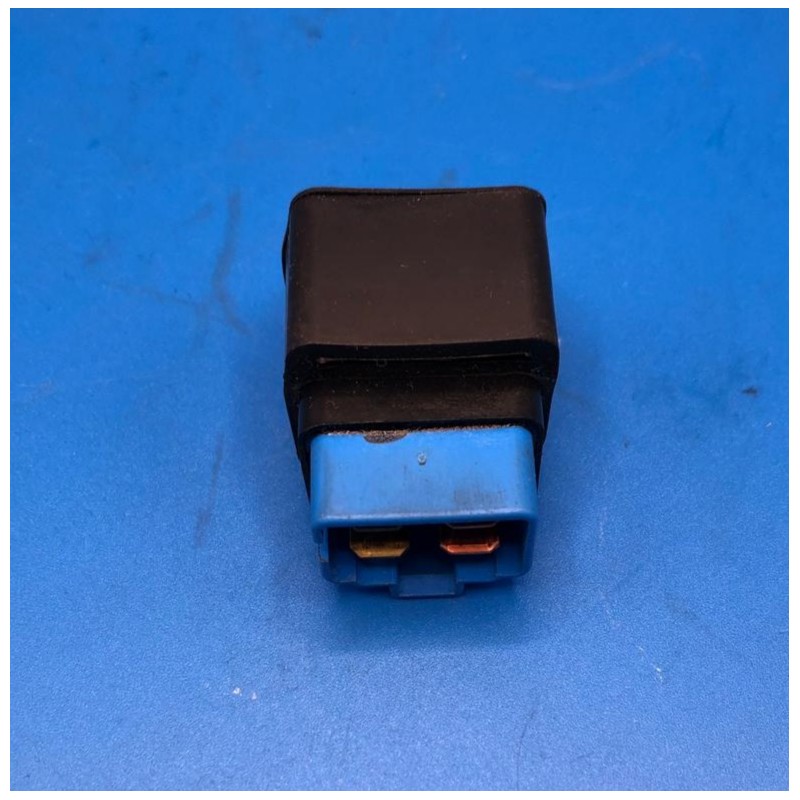 RELE YAMAHA REF.-4UB8195002